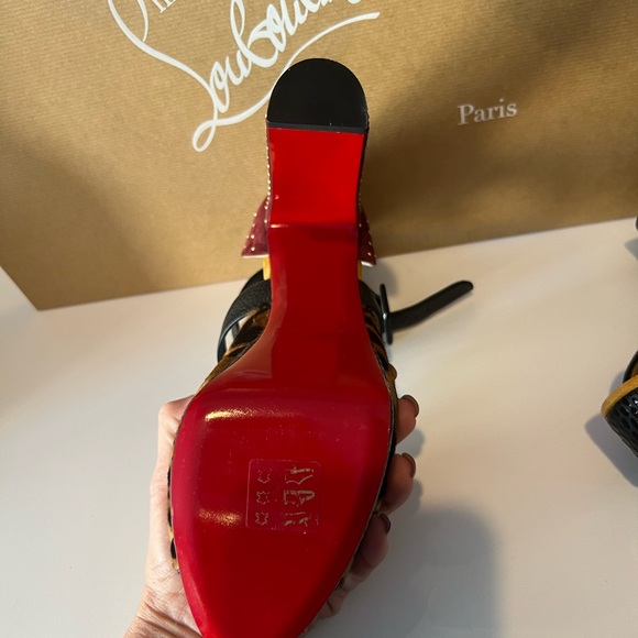 Christian Louboutin Bingirl Calf Hair Leopard Print Sandals Size 39. Never worn. - Picture 6 of 9
